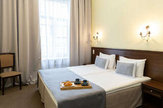 Гостиница Атлантика Санкт-Петербург Небольшой двухместный номер с 1 кроватью или 2 отдельными кроватями-4